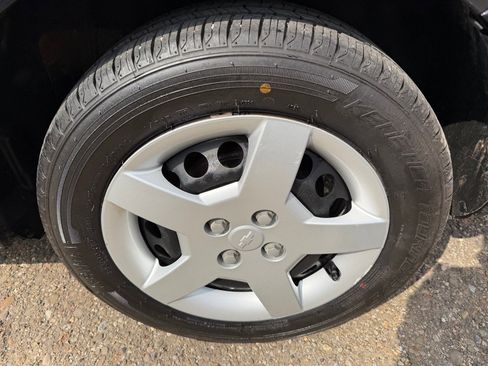 Used 2007 Chevrolet Cobalt LS FWD image 16