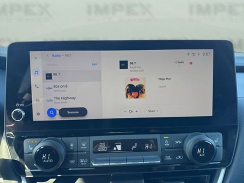 Used 2025 Toyota Grand Highlander XLE image 18