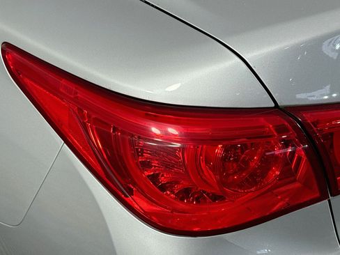 Used 2017 INFINITI Q50 3.0t Premium RWD image 34