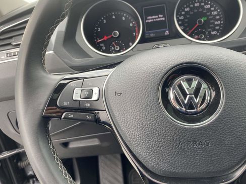 Used 2021 Volkswagen Tiguan S image 25