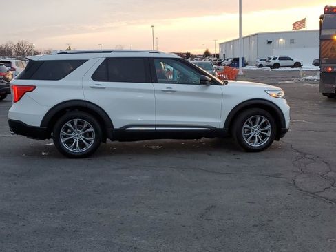 Used 2022 Ford Explorer Limited w/ Equipment Group 301A image 10