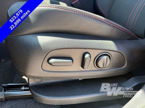 Used 2024 Chevrolet Equinox RS w/ LPO, Floor Liner Package FWD image 13