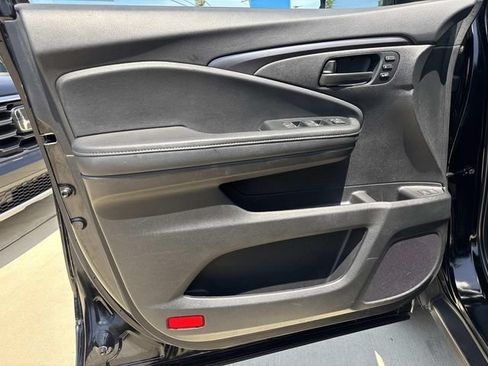 Used 2024 Honda Passport EX-L image 19