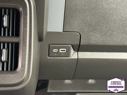 Used 2023 Chevrolet Brightdrop 600 w/ Active Safety Package 2 AWD/4WD image 20