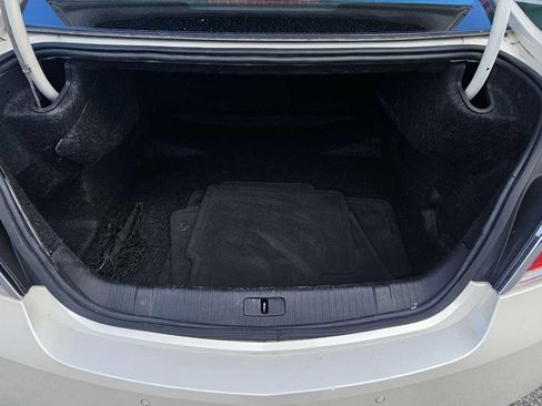Used 2011 Buick LaCrosse CXL AWD/4WD image 19