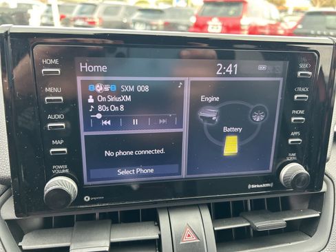 Used 2021 Toyota RAV4 SE w/ Weather & Moonroof Package image 45