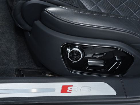 Used 2015 Audi S8 AWD/4WD image 20
