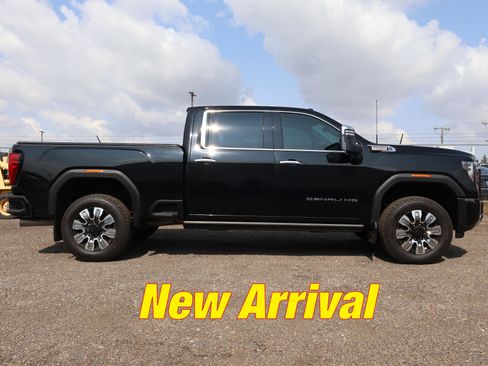 Used 2024 GMC Sierra 3500 Denali image 51