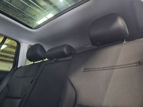 Used 2017 Volkswagen Golf Alltrack SE image 17