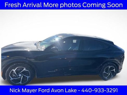 Used 2021 Ford Mustang Mach-E Premium image 3