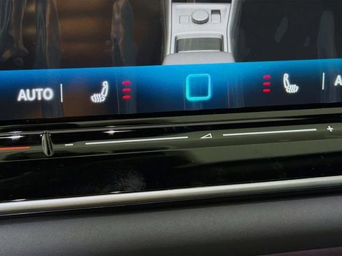 New 2026 Volkswagen Tiguan SE R-Line image 22