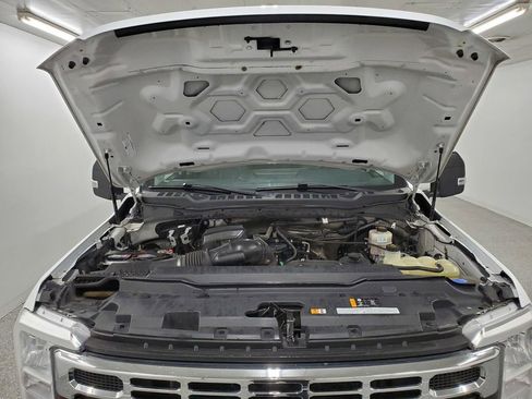 Used 2023 Ford F350 XLT w/ FX4 Off-Road Package image 11