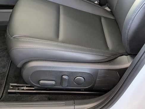 Used 2025 Hyundai Ioniq 6 SEL image 12