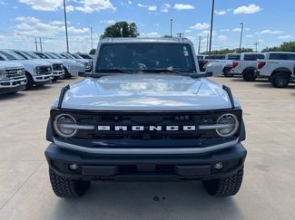 New 2026 Ford Bronco Outer Banks w/ Sasquatch Package AWD/4WD video 2
