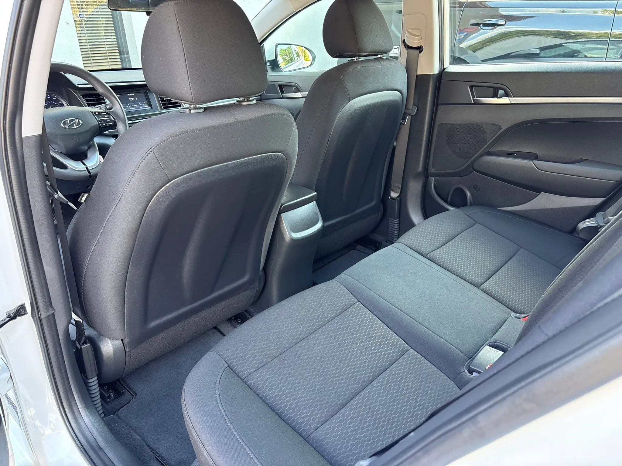Used 2020 Hyundai Elantra SE w/ Cargo Package (C1) FWD image 44