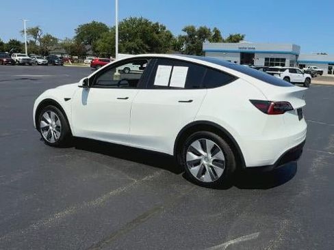 Used 2023 Tesla Model Y Long Range AWD/4WD image 6