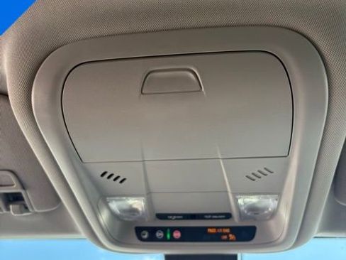 Used 2024 Chevrolet Equinox LT image 26