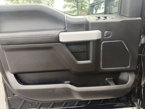 Used 2020 Ford F150 Lariat w/ Equipment Group 502A Luxury AWD/4WD image 9