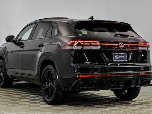 Certified 2025 Volkswagen Atlas Cross Sport SEL R-Line image 5