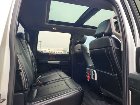 Used 2018 Ford F150 Lariat w/ Equipment Group 502A Luxury image 11