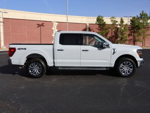 Used 2024 Ford F150 XLT w/ Equipment Group 302A MID image 33