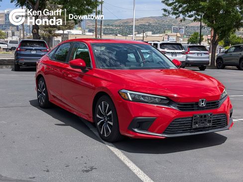 Used 2023 Honda Civic EX image 1