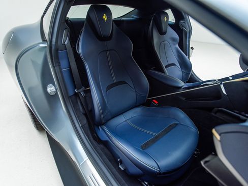 Used 2023 Ferrari Roma RWD image 77