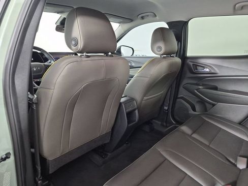 Used 2025 Chevrolet Trax ACTIV w/ Driver Confidence Package FWD image 33