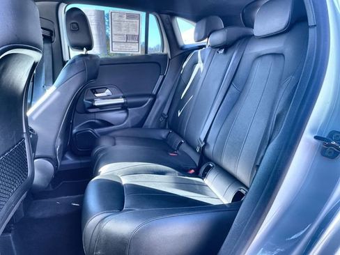 Used 2023 Mercedes-Benz GLA 250 4MATIC image 25