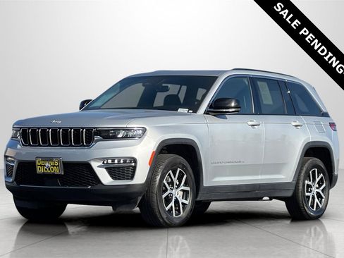 Used 2024 Jeep Grand Cherokee Limited image 9