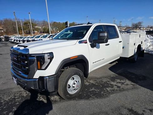 New 2026 GMC Sierra 3500 Pro w/ Convenience Package image 2