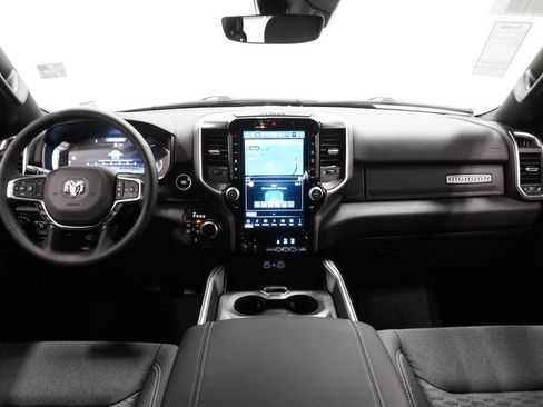 New 2026 RAM 1500 Big Horn AWD/4WD image 9