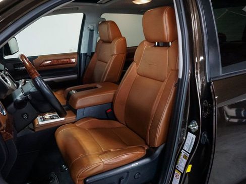 Used 2018 Toyota Tundra 1794 Edition AWD/4WD image 9