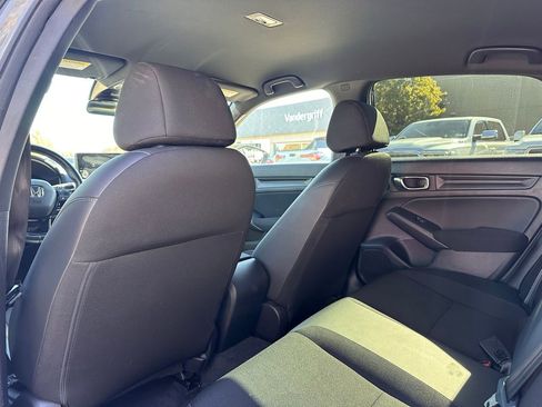 Used 2025 Honda Civic Sport image 17