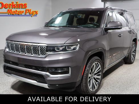 Used 2022 Jeep Grand Wagoneer Series III AWD/4WD image 1