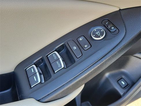 Used 2021 Honda Accord Touring image 21