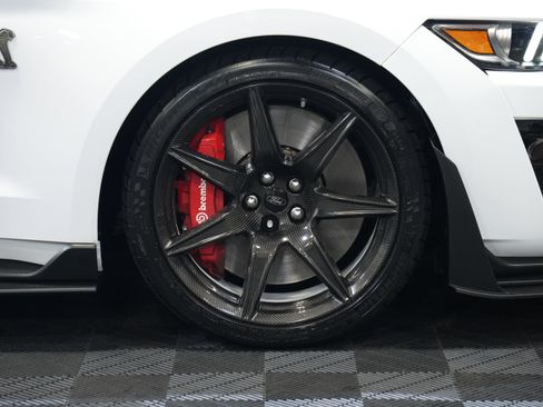 Used 2020 Ford Mustang Shelby GT500 w/ Carbon Fiber Track Pack RWD image 50
