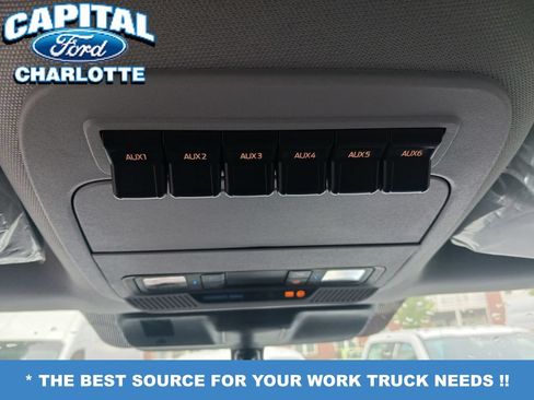 New 2026 Ford F250 XL w/ XL Chrome Package RWD image 24