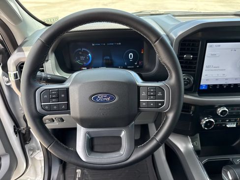 Used 2025 Ford F150 Lightning XLT AWD/4WD image 14