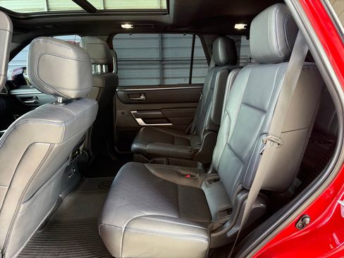 Used 2024 Toyota Sequoia Platinum AWD/4WD image 19