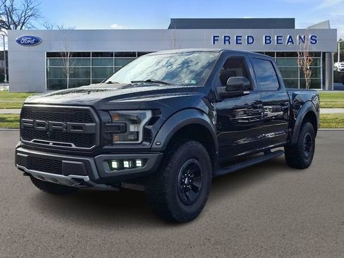 Used 2018 Ford F150 Raptor w/ Equipment Group 802A Luxury AWD/4WD image 3