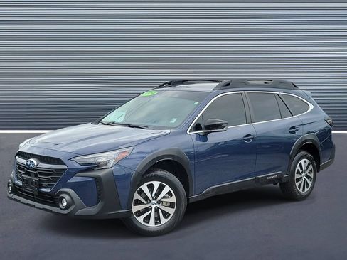 Certified 2024 Subaru Outback Premium AWD/4WD image 1