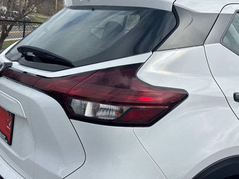 Certified 2025 Nissan Kicks Play S FWD image 13