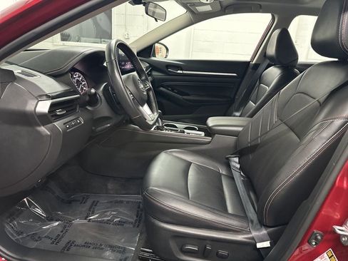 Used 2023 Nissan Altima 2.5 SR w/ SR Premium Package AWD/4WD image 19