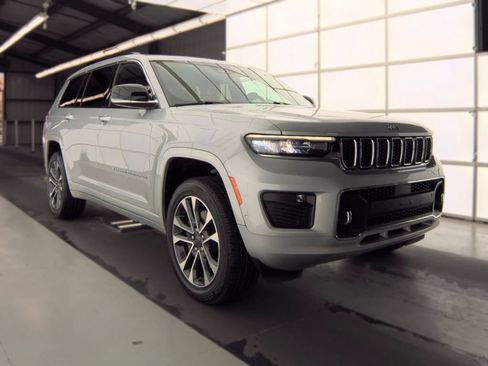 Used 2023 Jeep Grand Cherokee L Overland AWD/4WD image 1