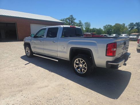 Used 2015 GMC Sierra 1500 SLT w/ SLT Crew Cab Value Package AWD/4WD image 6