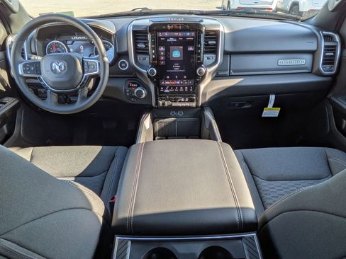 New 2026 RAM 1500 4x4 Crew Cab image 30