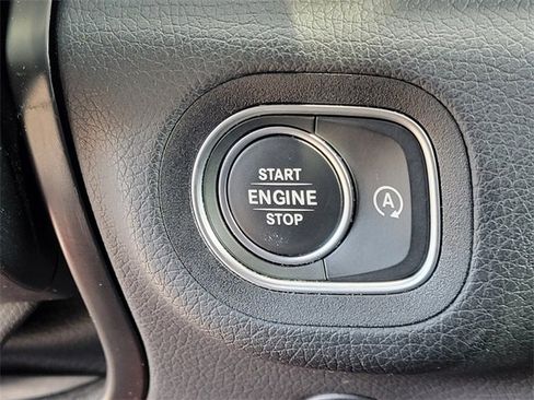 Certified 2022 Mercedes-Benz GLE 350 4MATIC w/ Premium Package image 26