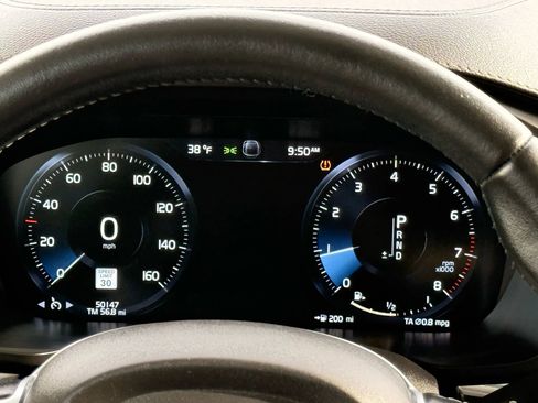 Used 2020 Volvo XC60 T5 Inscription image 36