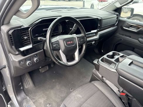 Used 2024 GMC Sierra 1500 SLE image 4